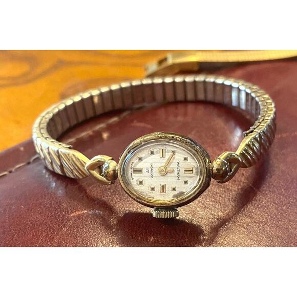 VTG Women's Manual wind Waltham Watch, Swiss Made, 17 Jewel, Works - Picture 2 of 4